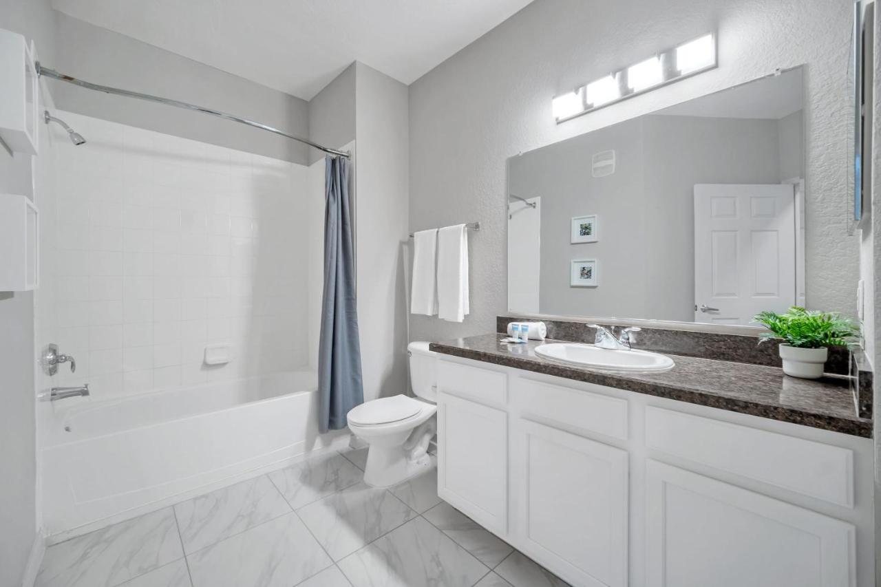 Near Disney - Spacious 3Br - Pool And Hot Tub! Orlando Exteriör bild